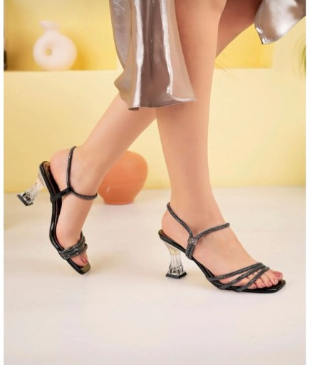 kgs027 ŞEFFAF TOPUKLU TAŞLI KADIN SANDALET